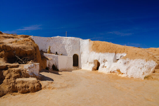 Traditional berber house near Matmata in Sahara Desert, Tunisia, Africa, HDR
