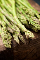 Green asparagus in a wood box
