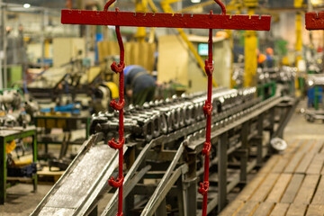 Cardan shafts and gimbal transmissions moving on conveyor