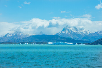 Fototapeta premium View of some beautiful icebergs at Argentino Lake - El Calafate, Argentina