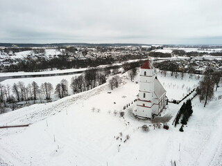 Obraz premium The view of the old spaso-preobrazhensky Cathedral in Zaslavl, Belarus. Drone aerial view.
