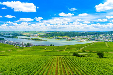 Rhein Rhine river in Ruedesheim am Rhein, Rudesheim, Rheingau-Taunus-Kreis, Darmstadt, Hessen, Germany