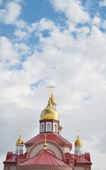 Fototapeta na wymiar Russian Ancient Orthodox Church (RDC), in honor of the holy miracle workers and silverless Kozma and Damian, Orenburg, Russia
