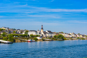 Embankment of Ruedesheim am Rhein Rhine, Rudesheim, Rheingau-Taunus-Kreis, Darmstadt, Hessen, Germany