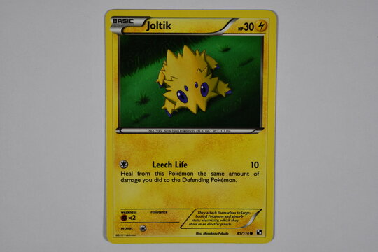 Pokemon trading card, Joltik.