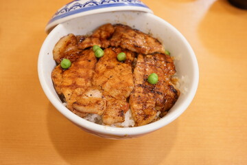 Japanese Food, Hokkaido Buta-Don, Grilled Pork Bowl - 日本料理 北海道 十勝 豚丼
