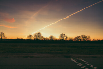Fototapeta na wymiar Sunset over the field