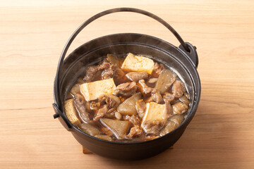 牛すじ煮込み・焼き豆腐入り牛すじぼっかけ