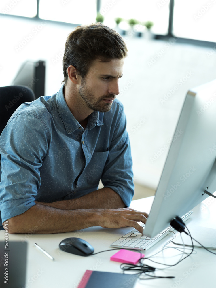 Leinwandbilder serious, computer and search with business man in office for web design, analytics and online. visio