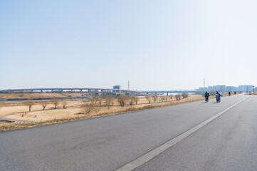 河川敷　素材　イメージ