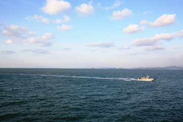 Obraz premium the sea and the ship