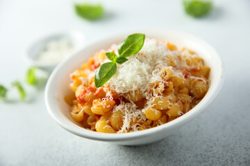 Pasta with tomato sauce and cheese