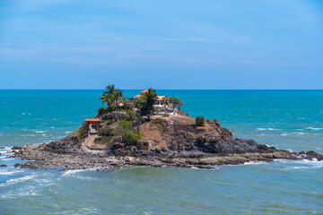 Hon Ba temple (Vietnamese language is Mieu Hon Ba) is a small pagoda in island in Vung Tau City,...
