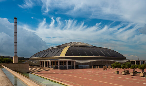 Esplanade Palau Sant Jordi, Montjuic, Multifunktionsarene, Barcelona, Katalonien, Spanien,