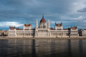 Fototapeta na wymiar Beautiful Budapest Parliment, Hungary