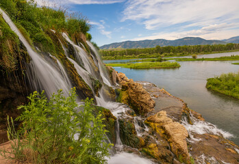 Fototapeta na wymiar Scenic Fall Creek Falls Along the Snake River Idaho