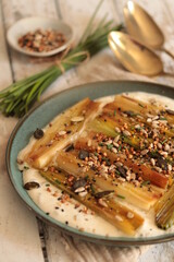poireaux sauce yaourt et graines