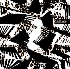 Obraz premium Seamless geometric brush effect with leopard texture.