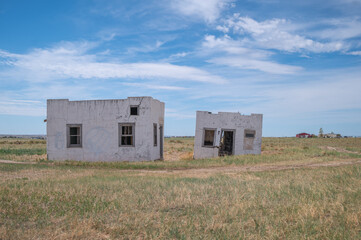 Fototapeta na wymiar Abandoned adobe buildings on the Colorado prairie