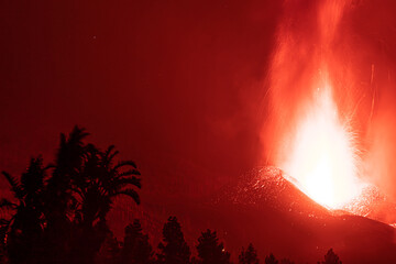 eruption of the volcano on the island of La Palma