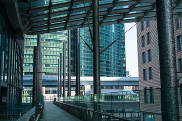 東京汐留　高層ビル群の風景