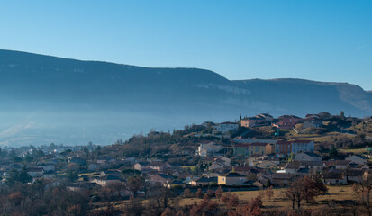 La partie nord de Millau en Aveyron, France