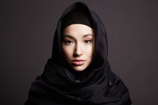 beautiful young woman in Hijab. fashion muslim girl