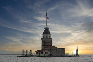 Leanderturm in Istanbul im Sonnenuntergang