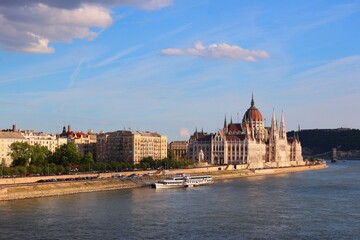 Fototapeta premium Parliament in Budapest, Hungary