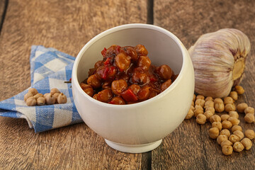 Baked chickpea with tomato sauce