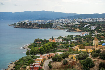 Fototapeta na wymiar View on Agios Nikolaos coastline