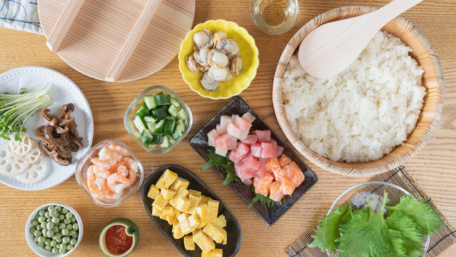 日本の料理｜ちらし寿司の調理　イメージ