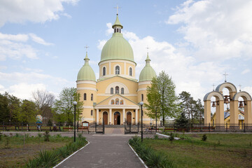 Fototapeta na wymiar Church in Ukraine