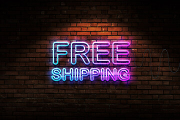 Obraz premium Free shipping neon sign on brick wall background