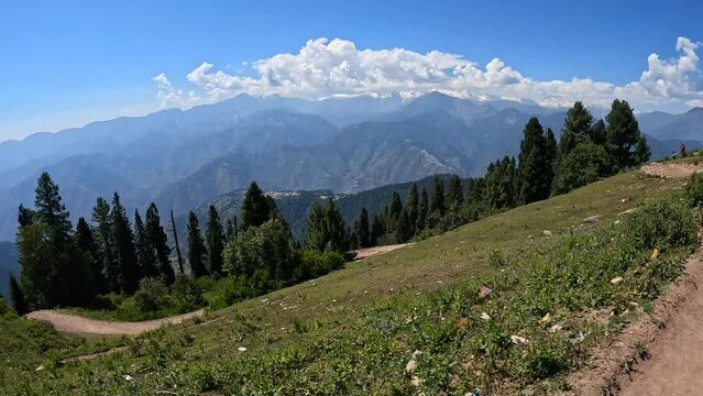 Shogran & Siri Paye &ndash; A Stunning High-Altitude Destination with Rolling Hills and Cloudy Peaks