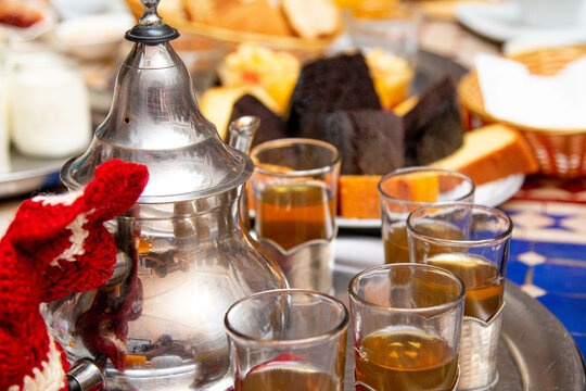 th&eacute; marocain, petit d&eacute;jeuner
