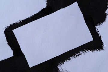 黒インクで四角のスペースを描く