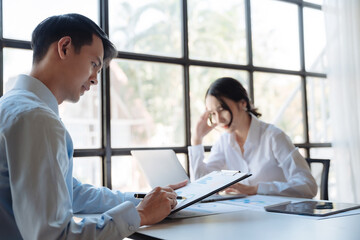 Business team man and women emotional stress, Bankruptcy, Finance.