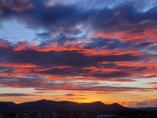 Fototapeta premium sunset in the mountains
