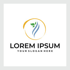 Obraz premium Tree logo, vector logo template.Green labels concept with leaves,vector illustration