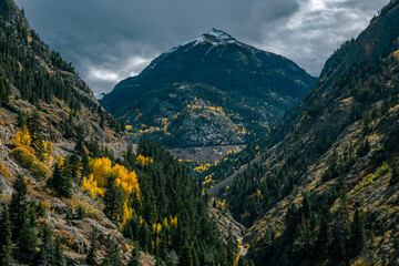 Fototapeta na wymiar Colorful Colorado - Autumn in the San Juan Mountains 