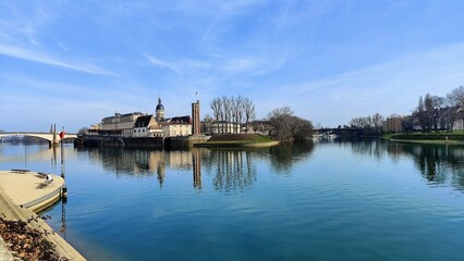 CHALON-SUR-SAONE (Saône et Loire)