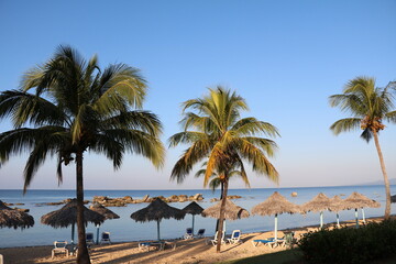 Fototapeta na wymiar Holidays at dusk on the beach, Cuba Caribbean