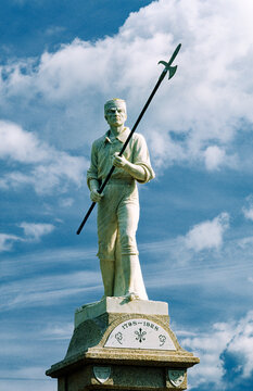 Statue of Irish pikeman at Ballinamuck, one of the "Croppy Boys" allied with French incursion defeated by English in 1798 Rising