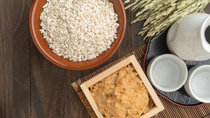 日本の食文化｜酒粕と米麹と日本酒と稲穂