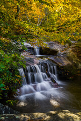 Fototapeta na wymiar Statons Creek Falls in Virginia