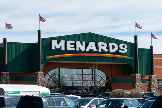 Menards front entrance