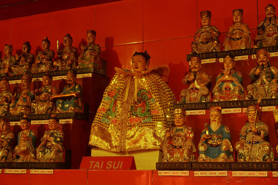 the tai sui statue is a worship tool carried out by Chinese citizens to perform tai sui prayers. 