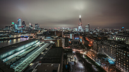 Obraz premium London Nights: A Breathtaking View of the Cityscape