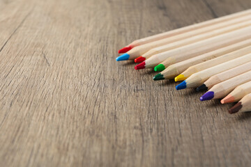 Obraz premium Concept of supplies for drawing - Colorful pencils